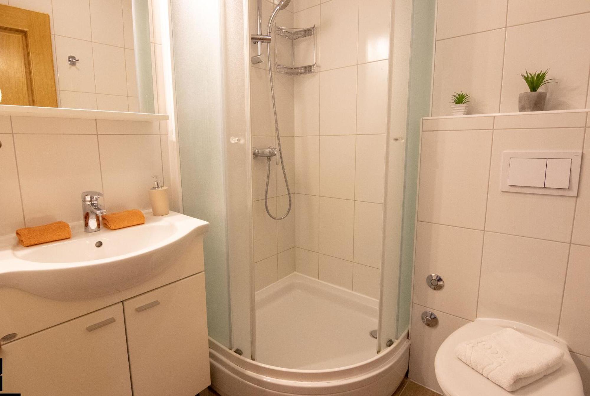 Apartment Lucija *