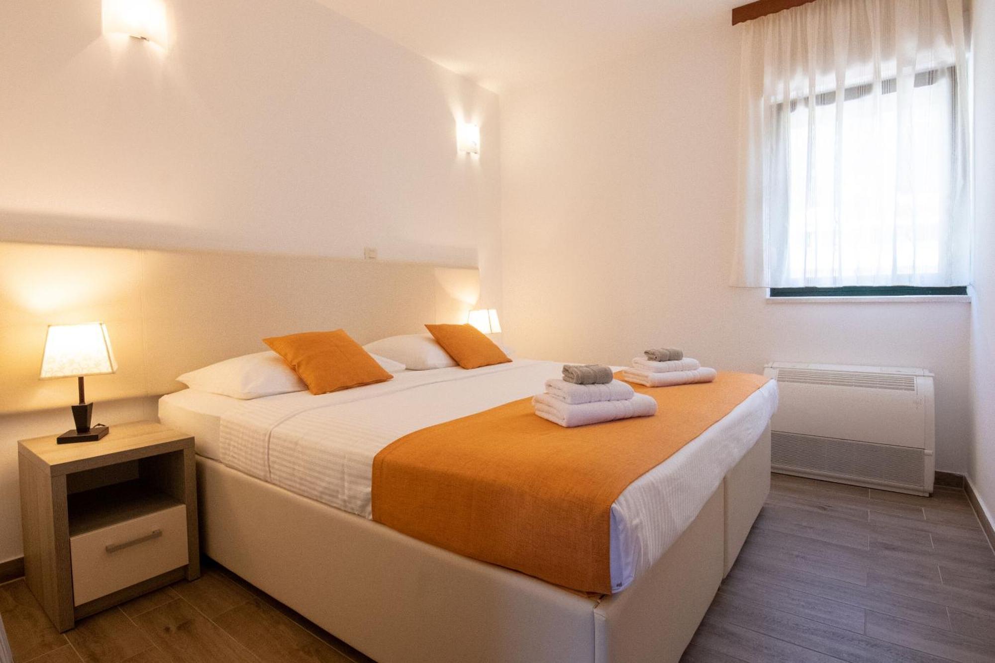 Lucija Apartment *