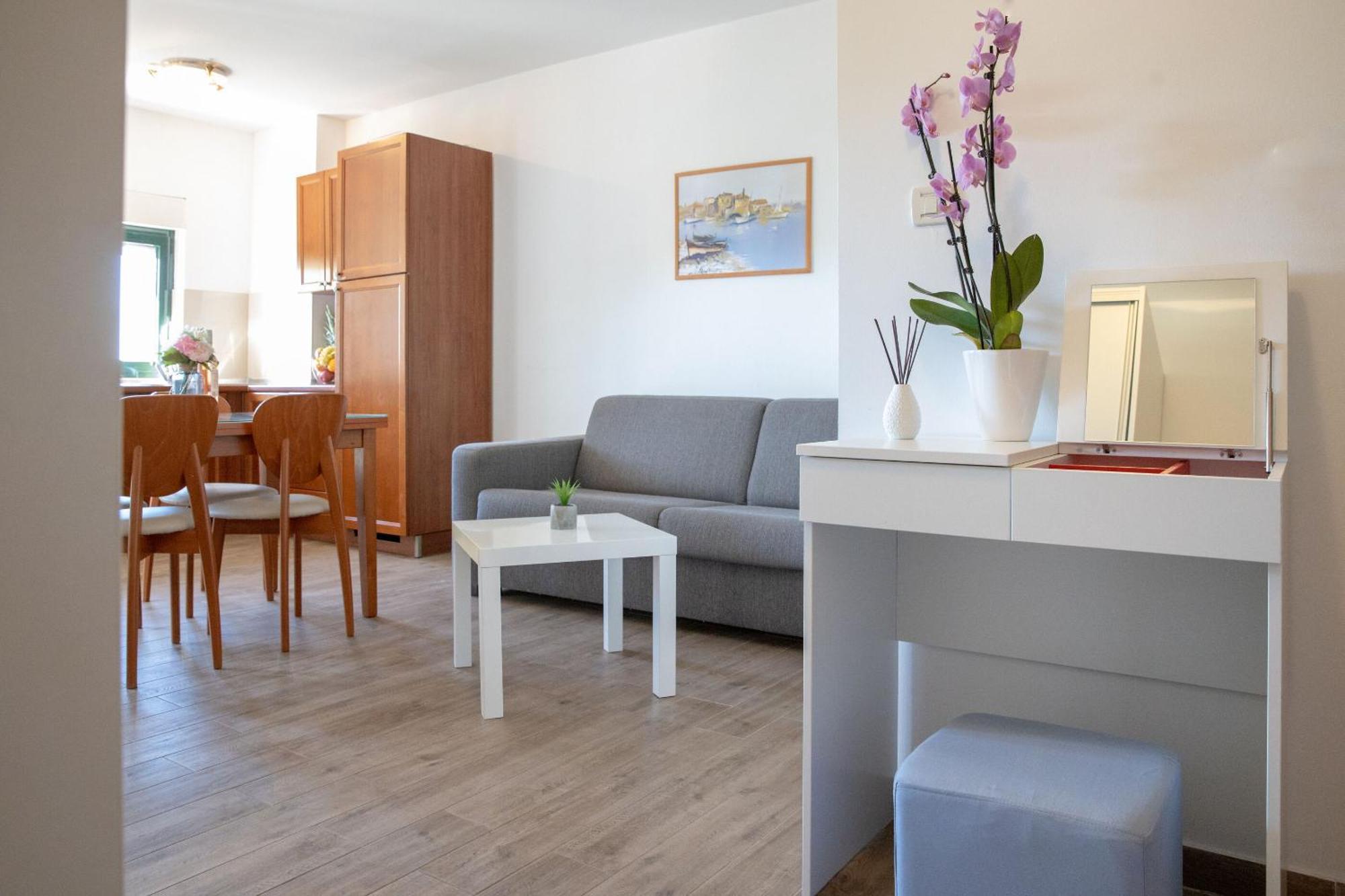Lucija Apartment Makarska